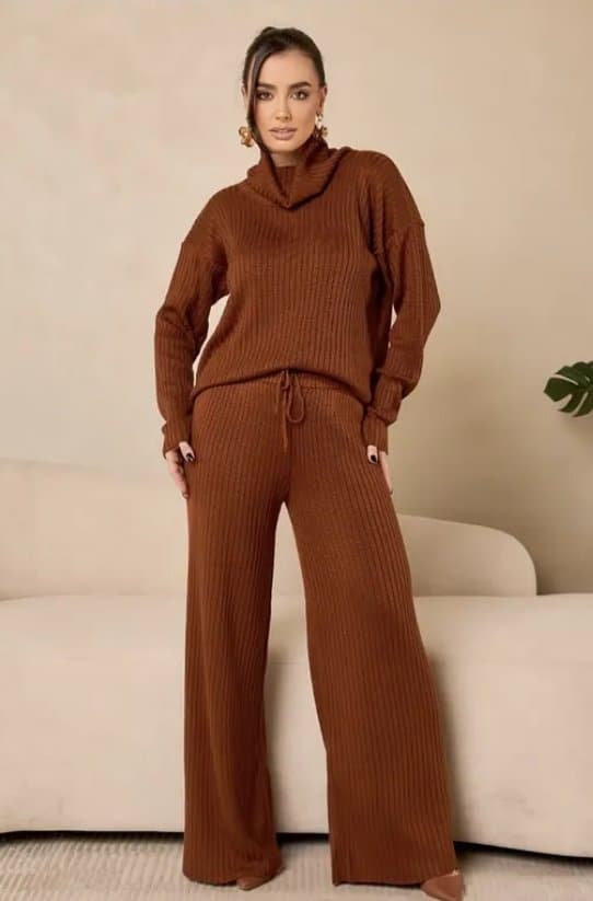 Conjunto em linha acrilica canelada Aby Malhas